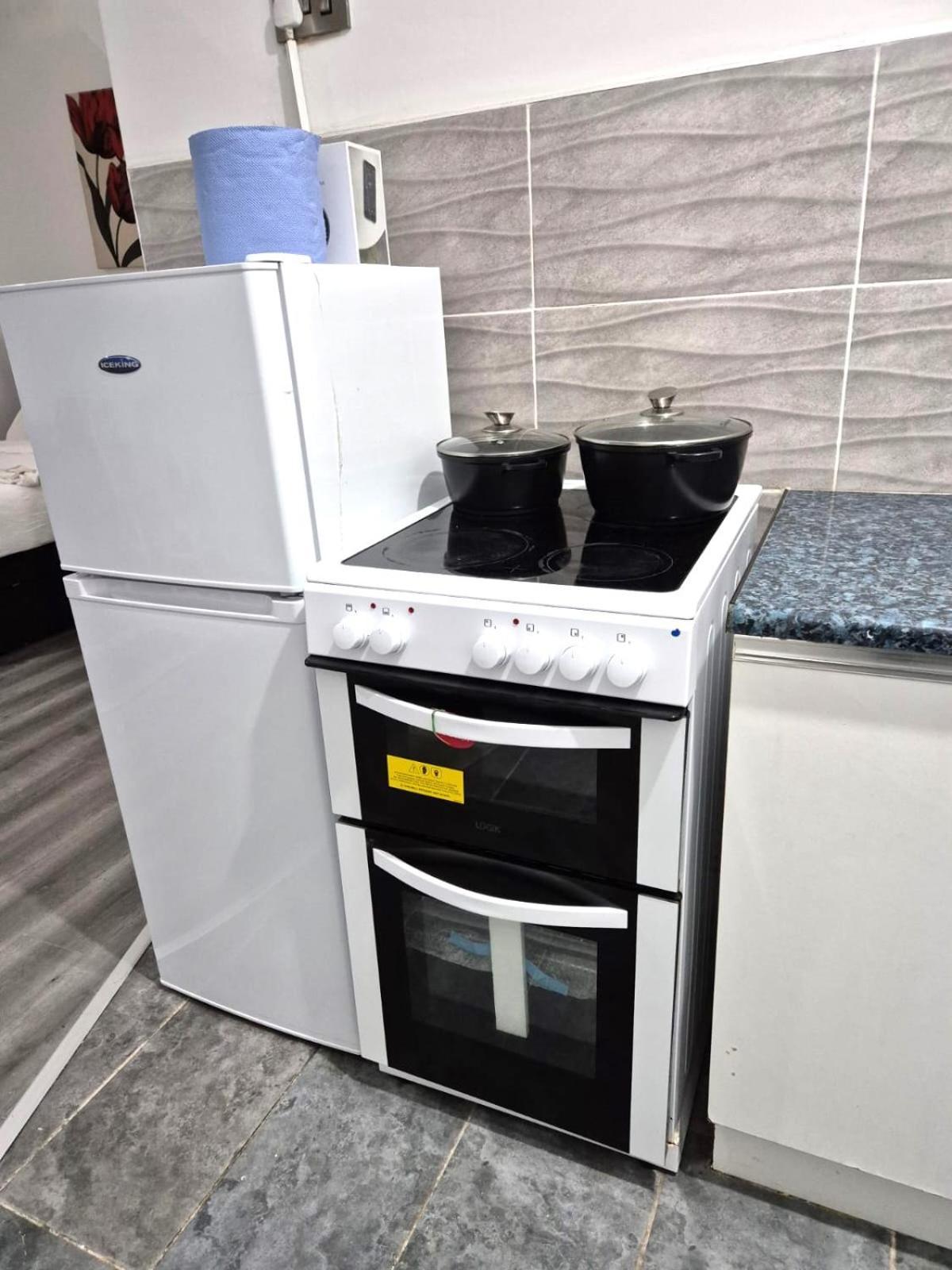 Affordably Elegant Apartments Close To Coop Live, Etihad Stadium And Manchester City Centre Εξωτερικό φωτογραφία