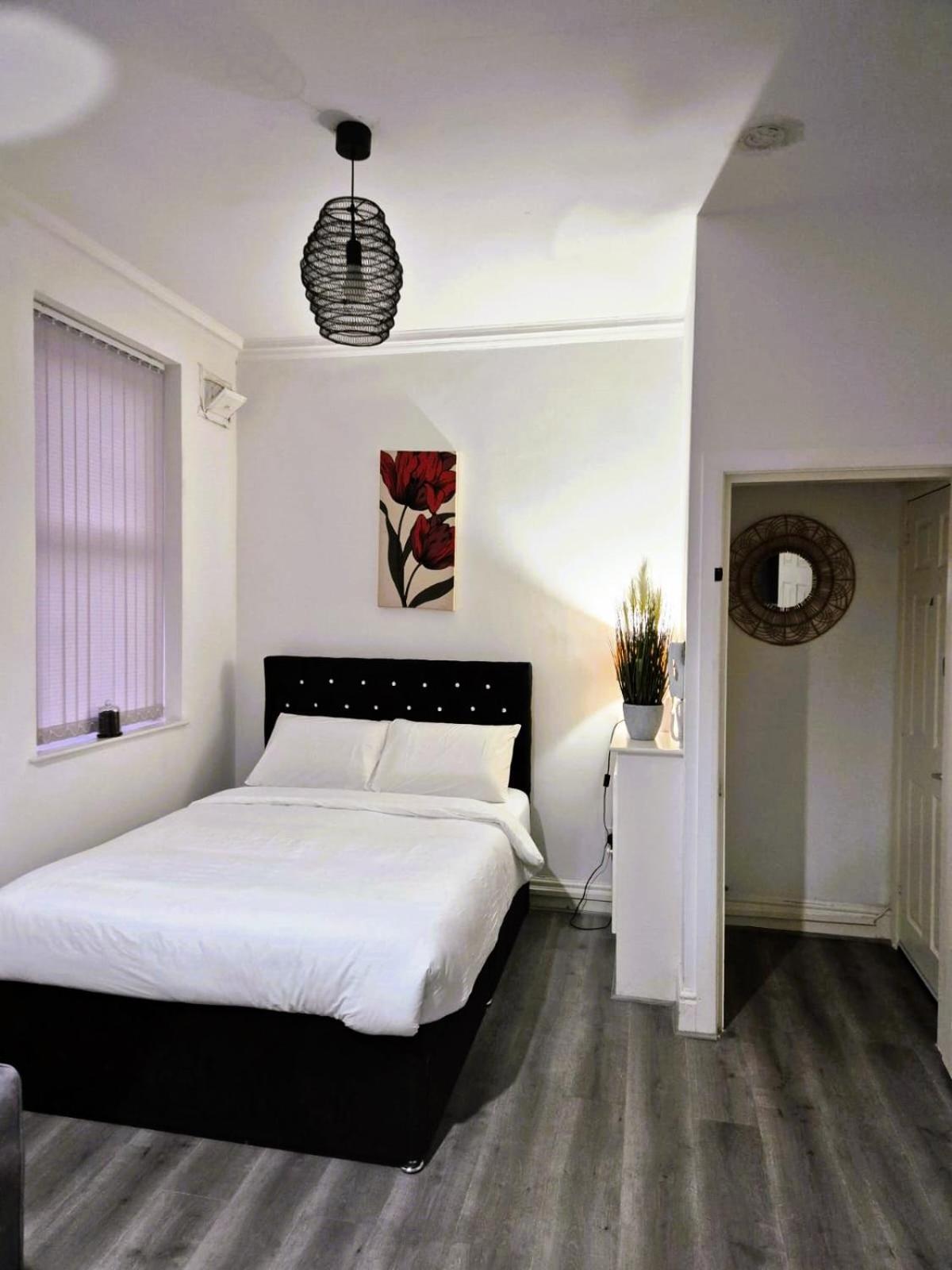 Affordably Elegant Apartments Close To Coop Live, Etihad Stadium And Manchester City Centre Εξωτερικό φωτογραφία